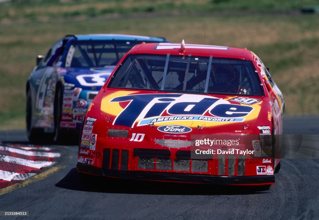 Ricky Rudd 1995 Ricky Rudd from the United States driving the Tide Rudd Performance ...