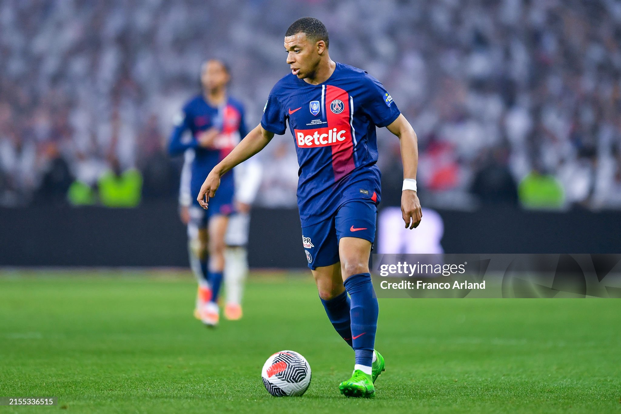 Mbappé receives support from the French national team: 'He has no life'