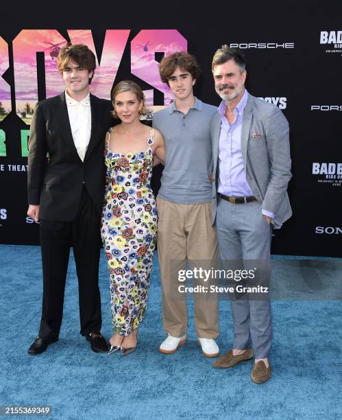 Graham Larson Rhea 114 Rhea Seehorn Graham Larson Photos & High Res Pictures - Getty Images