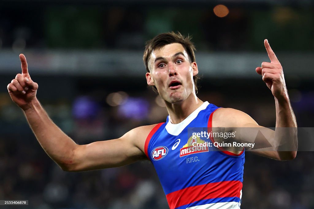AFL Rd 12 - Collingwood v Western Bulldogs