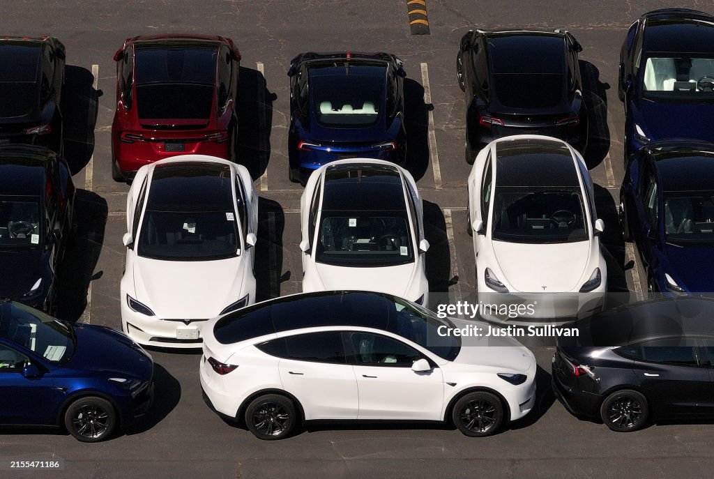 Tesla Issues Recall For Over 100,000 Vehicles Over Seat Belt Warning System