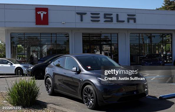 Tesla Issues Recall For Over 100,000 Vehicles Over Seat Belt Warning System Tesla Issues Recall For Over 100,000 Vehicles Over Seat Belt Warning System