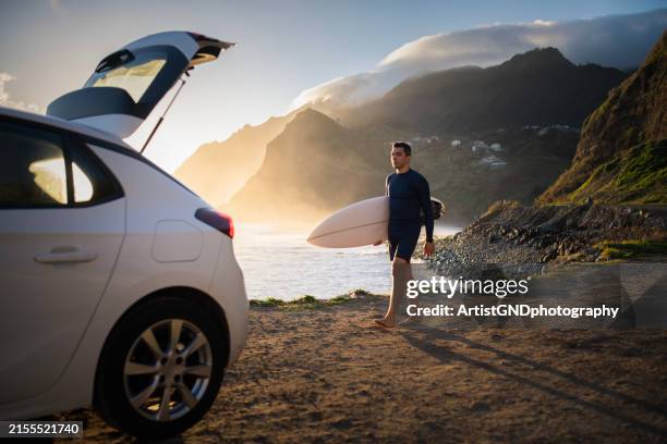 it's time for me to catch the waves. - summer adventure stock pictures, royalty-free photos & images