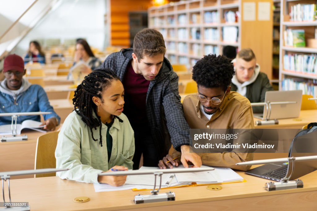 Students learning together