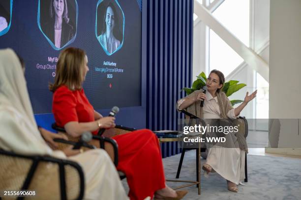 Sara Rashed 213 Myf Stock Photos, High-Res Pictures, and Images - Getty Images