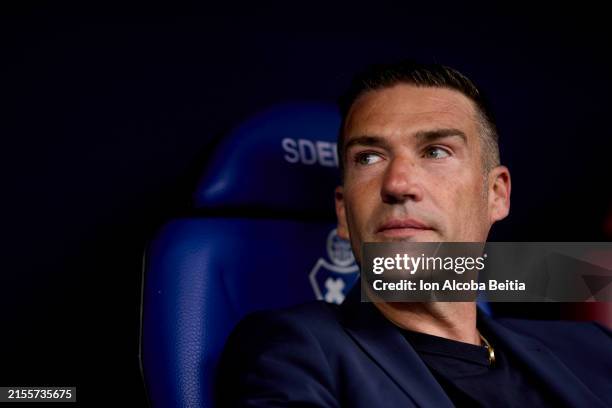 Luis Carrion, head coach of Real Oviedo looks on prior to the LaLiga Hypermotion match between SD Eibar and Real Oviedo at Ipurua Municipal Stadium...