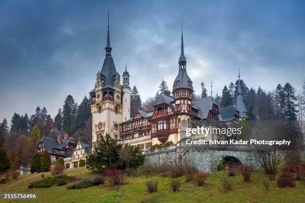peles castle, romania - sinaia stock pictures, royalty-free photos & images