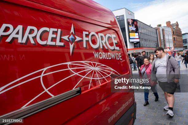 Parcelforge 32 Parcelforce Stock Photos, High-Res Pictures, and Images - Getty Images