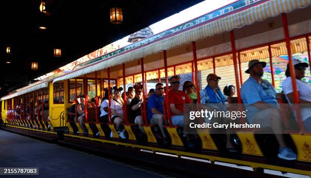 Florida Roodepoort Train Rides 184 Walt Disney World Railroad Stock Photos, High-Res Pictures, and ...
