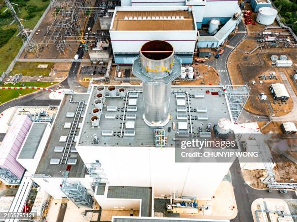 drohnenansicht des kraftwerks keadby in der nähe von scunthorpe, großbritannien - carbon capture stock-fotos und bilder
