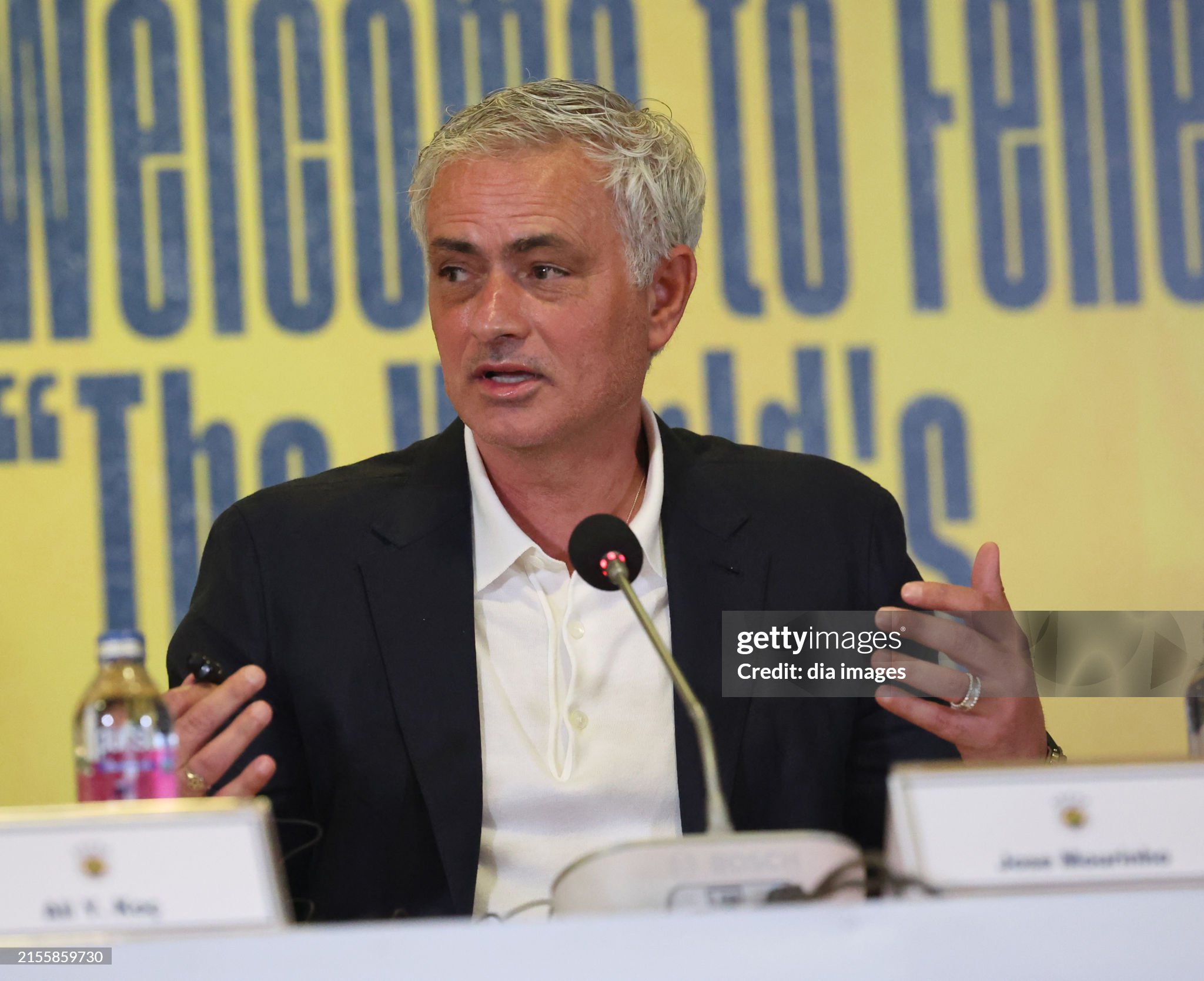 Mourinho dismisses Turkish rumors about former AS Roma acquaintances