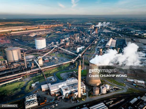 aerial view of steel plant industry in scunthorpe, uk - furnace stock pictures, royalty-free photos & images