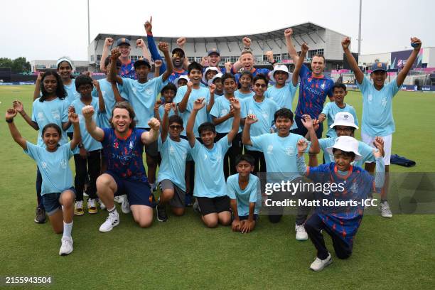 Logan van Beek, Kyle Klein, Teja Nidamanuru, Tim Pringle, Max O'Dowd and Michael Levitt of Netherlands pose for a photograph with Cricket 4 Good...