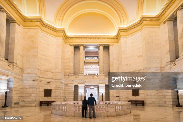 arkansas state capitol little rock visitors usa - government building stock pictures, royalty-free photos & images