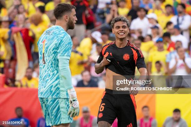 309 Richard Rios Photos & High Res Pictures - Getty Images