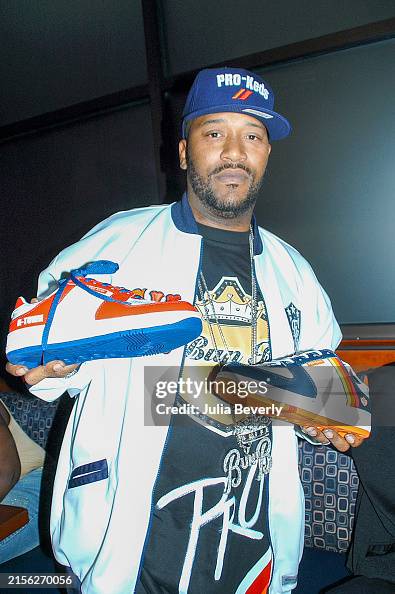 Bun Dog Rapper Rapper Bun B of UGK at Fox Sports Bar and Grill in Houston, Texas ...