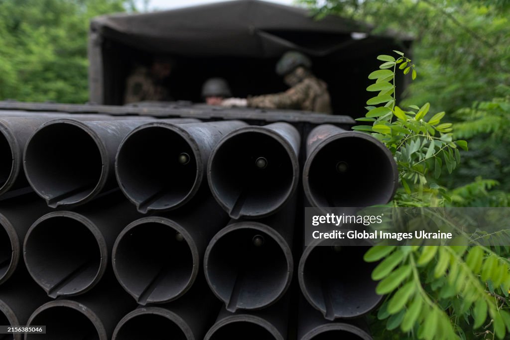 Czewch Vampire Rockets Vampire multiple rocket launcher's crew of the Ukraine's 110th... News ...
