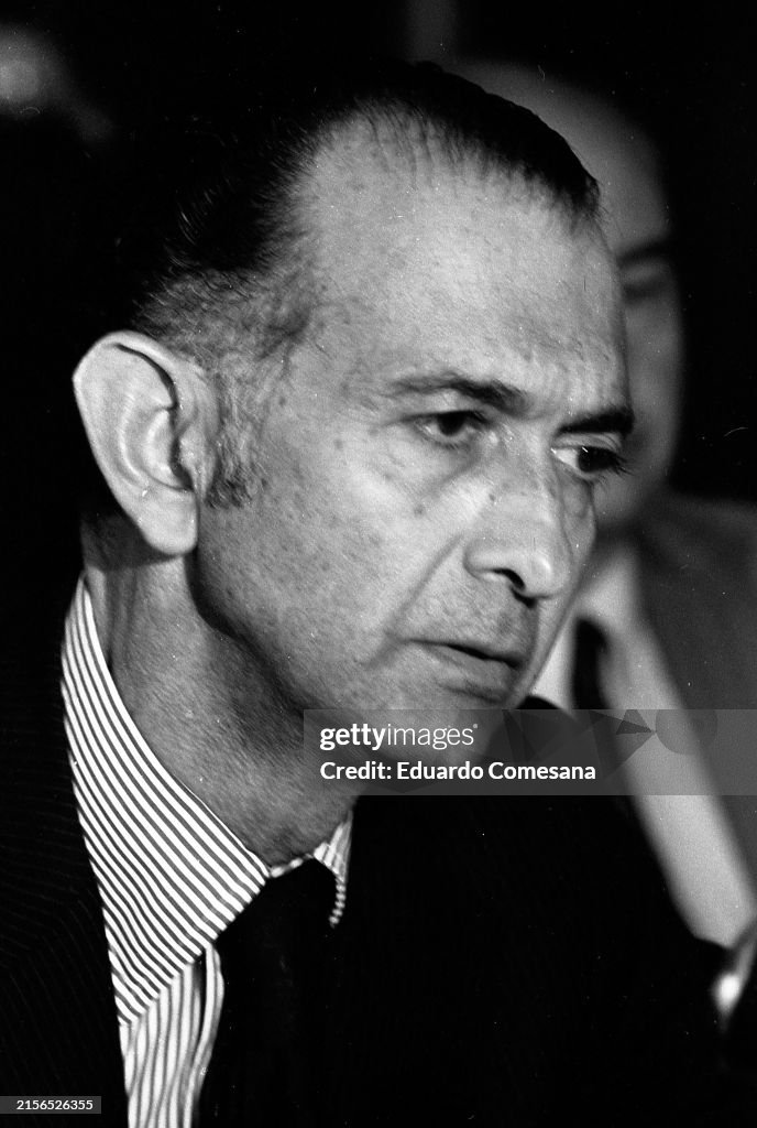José Alfredo Martínez De Hoz During A Press Conference