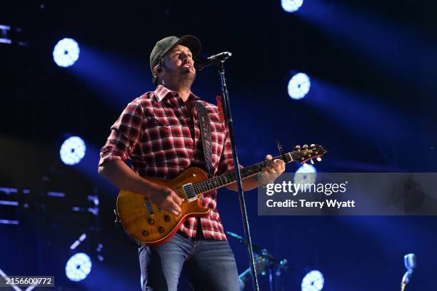 Luke Bryan performs onstage during the 2024 CMA Music festival at Nissan Stadium on June 07, 2024 in Nashville, Tennessee.
