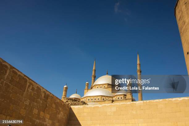 islamic architecture. the citadel. cairo. egypt - cidadela do cairo imagens e fotografias de stock