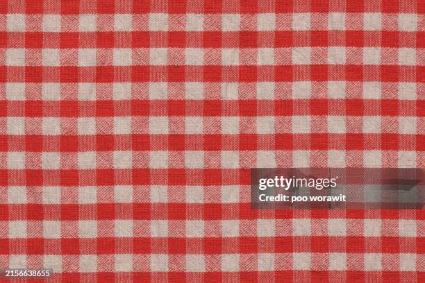red plaid fabric texture. - old fashioned picnic basket stock pictures, royalty-free photos & images