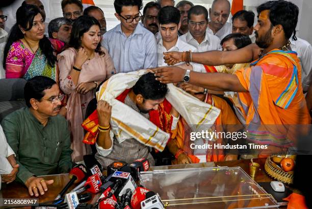 S V Reddy 20 S V Krishna Reddy Stock Photos, High-Res Pictures, and Images ...