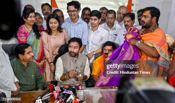 Krishna R Reddy 27 G V Krishna Reddy Stock Photos, High-Res Pictures, and Images ...