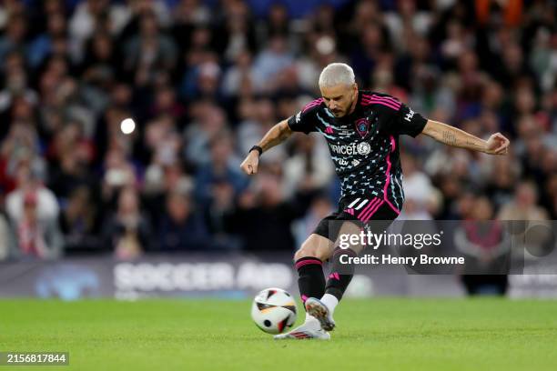 84 Billy Wingrove Photos & High Res Pictures - Getty Images