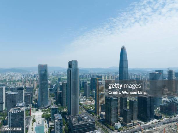 rascacielos en ningbo, china - ningbo city fotografías e imágenes de stock