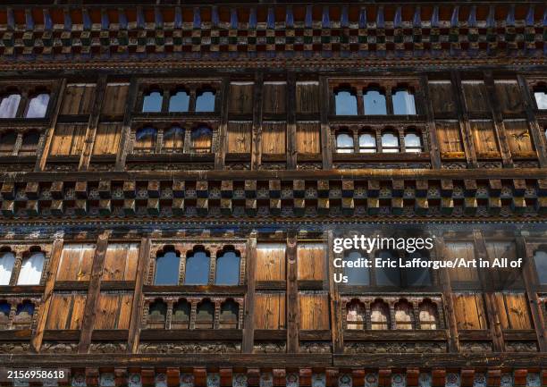 Choling 2,275 Bhutanese Buildings Stock Photos, High-Res Pictures, and Images ...