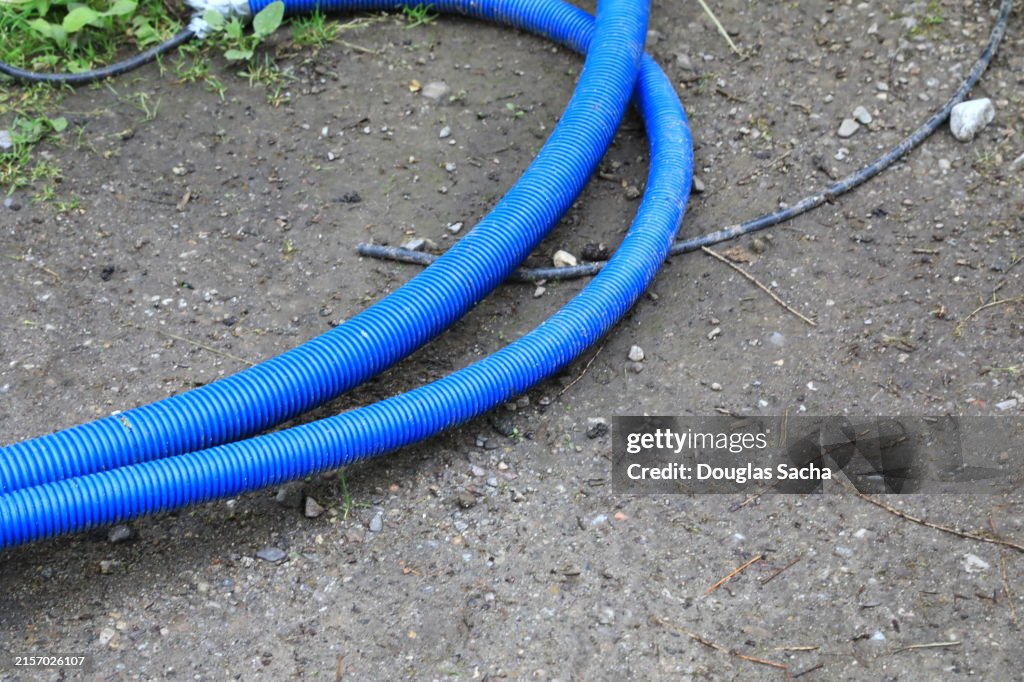 Flexible tube for underground conduits and wires