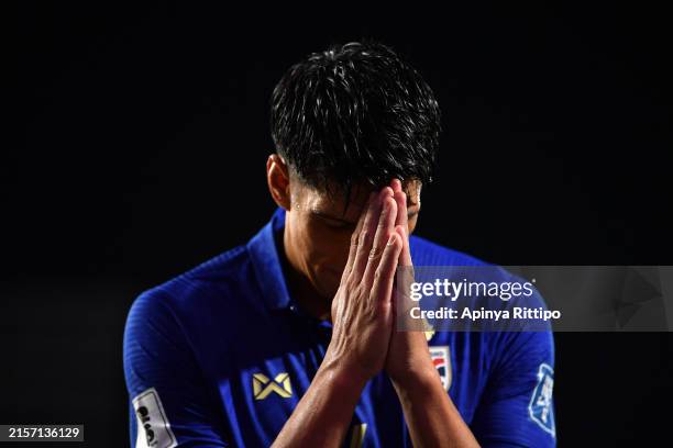 Elias Dolah of Thailand shows dejection after the FIFA World Cup Asian second qualifier Group C match between Thailand and Singapore at Rajamangala...