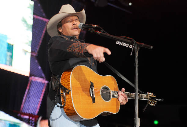 Alan Jackson performs at Arco Arena on November 4, 2010 in Sacramento, California.