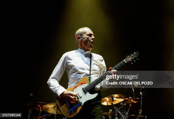 Rock Singer Status 5,149 Status Quo Band Stock Photos, High-Res Pictures, and Images ...