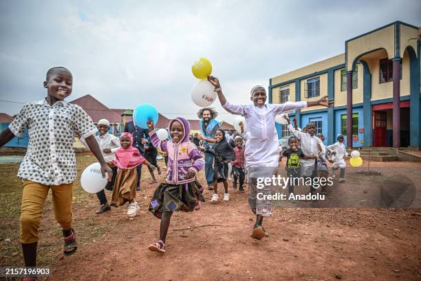 Candy Inuganda 318 Kampala Kid Stock Photos, High-Res Pictures, and Images - Getty Images