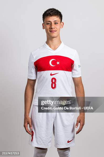 Arda Ruler Rasmlari Arda Guler of Turkiye poses for a portrait during the Turkiye... News ...