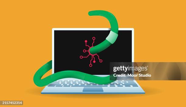 ilustraciones, imágenes clip art, dibujos animados e iconos de stock de gusano verde atravesando la ilustración de la pantalla de la computadora portátil - spyware