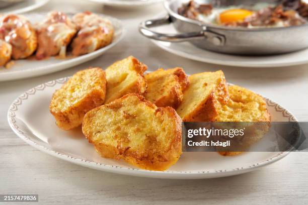egg bread - french toast stock-fotos und bilder