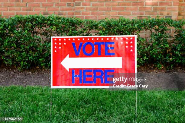 Direction Sign For Election 2,892 Virginia Primary Election Stock Photos, High-Res Pictures, and ...