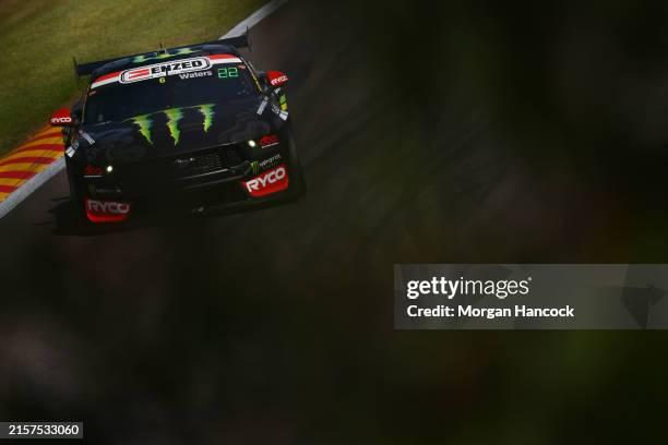 312 Castrol Raceway Stock Photos, High-Res Pictures, and Images - Getty ...