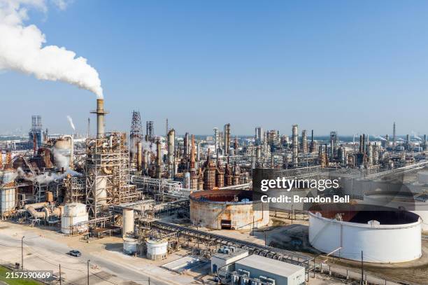 Houston Refineries 1,114 Houston Refinery Stock Photos, High-Res Pictures, and Images ...