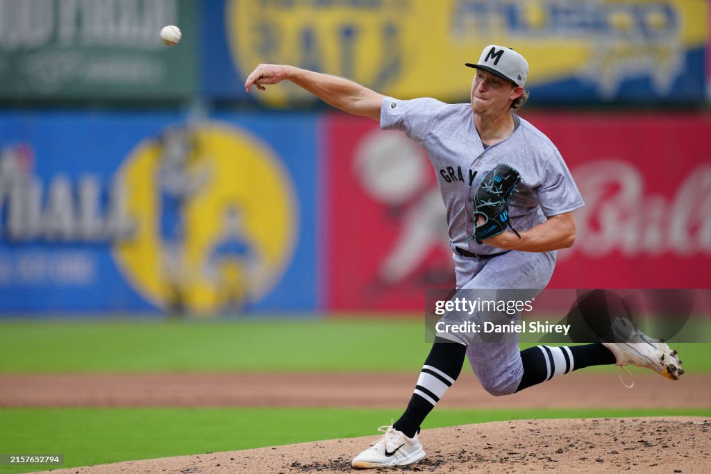 Montgomery Biscuits v. Birmingham Barons