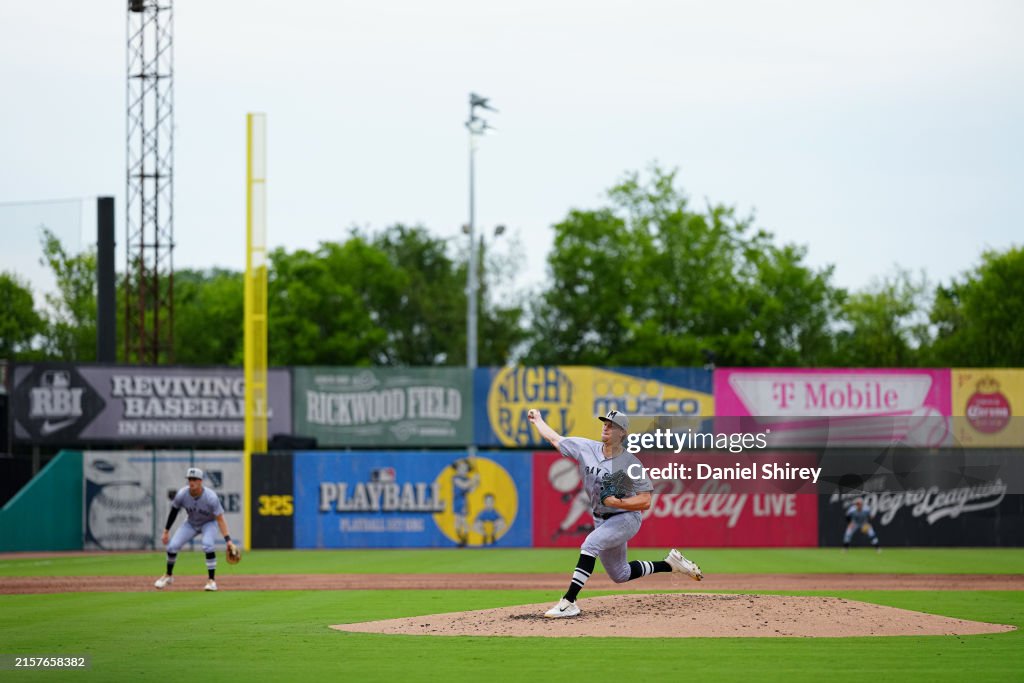 Montgomery Biscuits v. Birmingham Barons