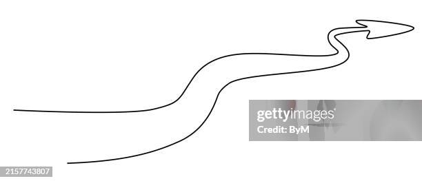 ilustraciones, imágenes clip art, dibujos animados e iconos de stock de trazado de flecha en un dibujo lineal continuo - camino