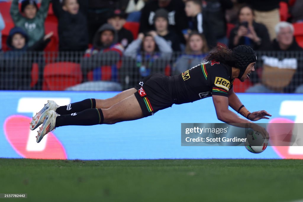 NRL Rd 15 - Knights v Panthers
