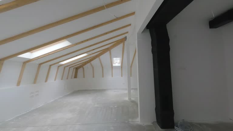 https://media.gettyimages.com/id/2157791934/video/construction-ladder-standing-in-room-for-repair-4k-stock-video.jpg?b=1&s=640x640&k=20&c=EPI_jH7NjqDuxSe387ltb_YIgsZAQt_AtpTTK3n5PO0=