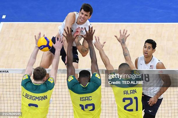 Matthew Brazil 1,340 Matthew Santos Stock Photos, High-Res Pictures, and Images ...