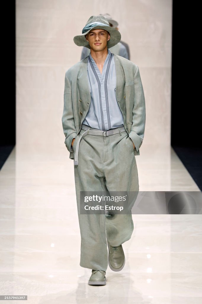 Giorgio Armani - Runway - Milan Fashion Week - Menswear Spring/Summer 2025