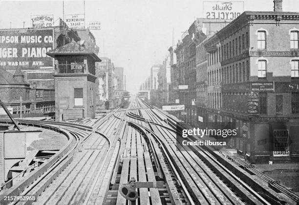 antikes foto von chicago: hochbahn, wabash avenue - chicago stock-grafiken, -clipart, -cartoons und -symbole