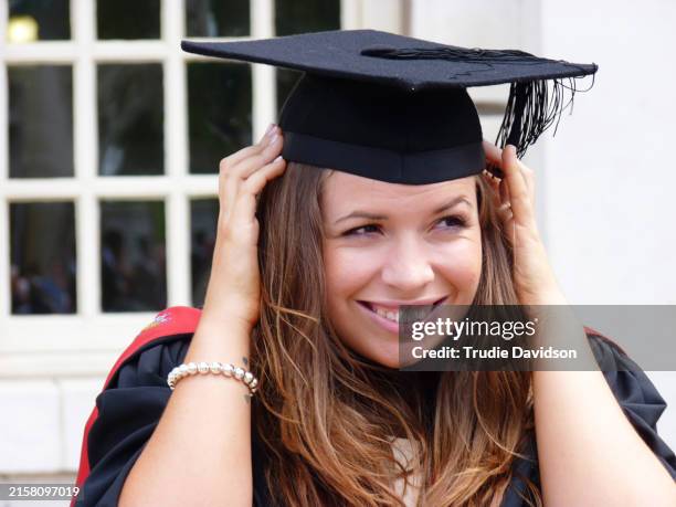 8,743 Graduation Uk Stock Photos, High-Res Pictures, and Images - Getty ...